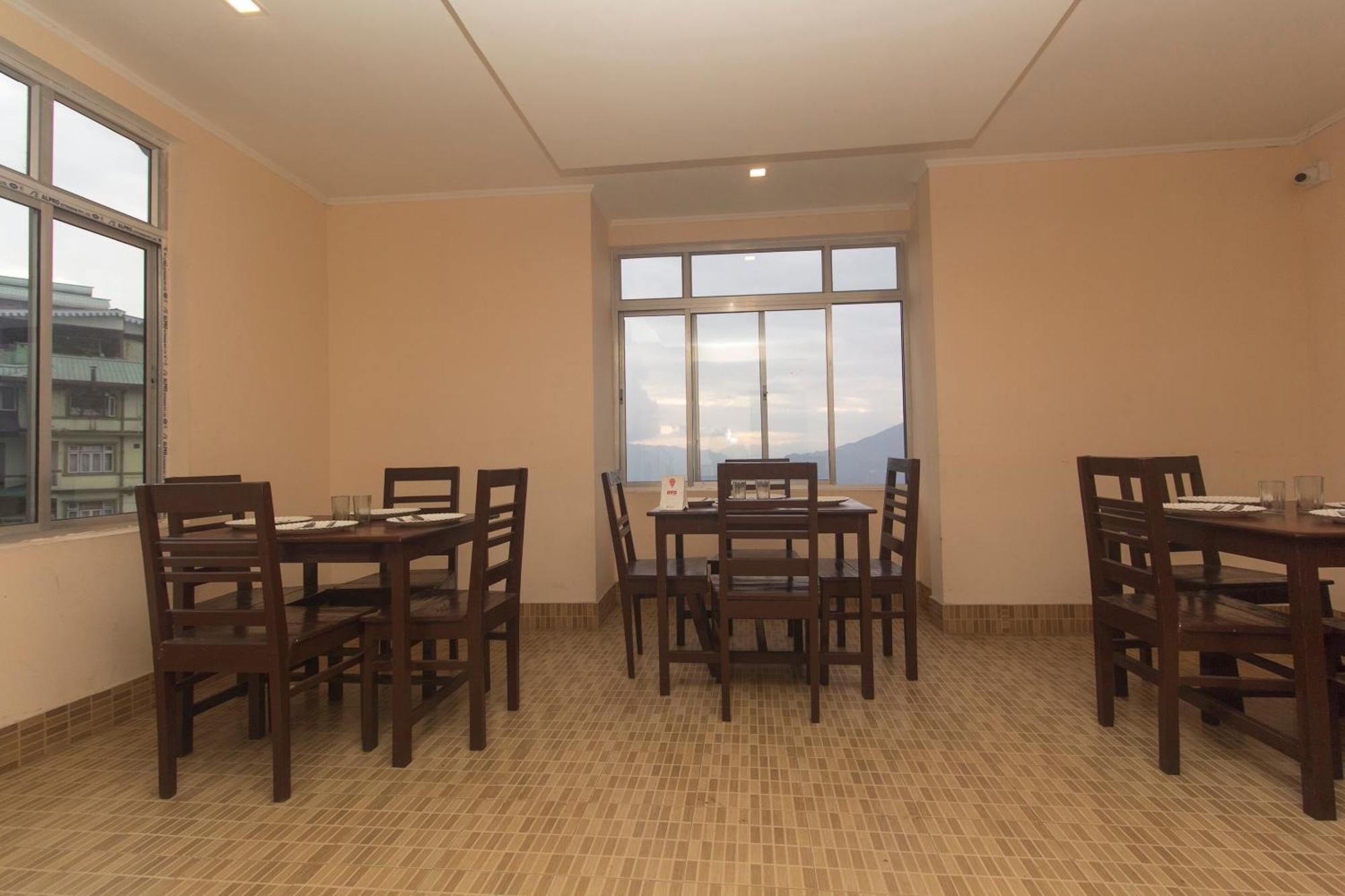 Collection O Hotel Shantiniketan جانجتوك المظهر الخارجي الصورة